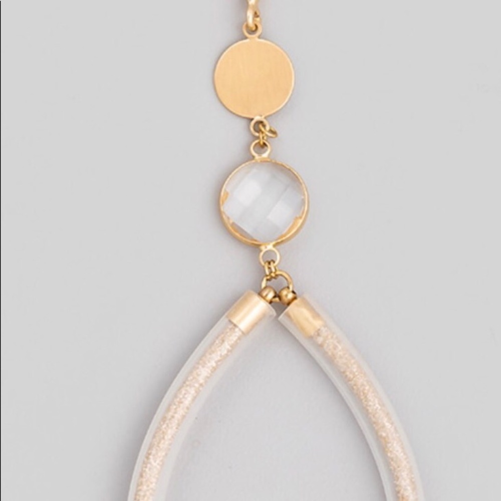 LAST ONE: Long gold chain shimmery pendant drop necklace - Picture 3 of 4